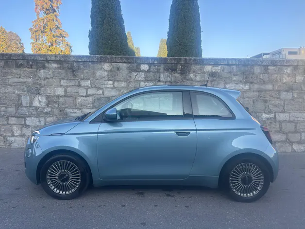 FIAT 500 3+1 electric 87 kW Icon