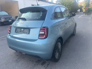 FIAT 500 3+1 electric 87 kW Icon