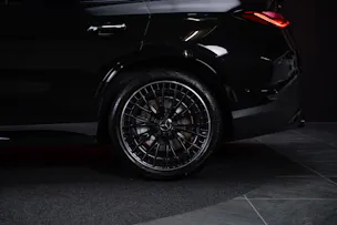 MERCEDES-BENZ GLC 43 AMG Executive Edition 4matic Coupé / Panorama-Schiebedach / Performance-Auspuff / 360° Kamera