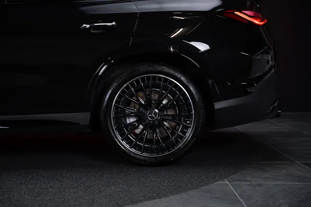 MERCEDES-BENZ GLC 43 AMG Executive Edition 4matic Coupé / Panorama-Schiebedach / Performance-Auspuff / 360° Kamera