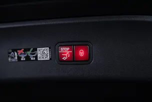 MERCEDES-BENZ GLC 43 AMG Executive Edition 4matic Coupé / Panorama-Schiebedach / Performance-Auspuff / 360° Kamera