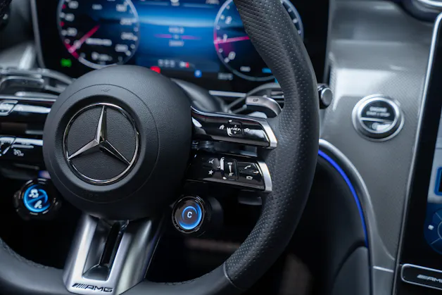 MERCEDES-BENZ GLC 43 AMG Executive Edition 4matic Coupé / Panorama-Schiebedach / Performance-Auspuff / 360° Kamera