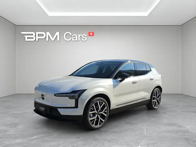 VOLVO EX30 P8 69 kWh AWD Ultra