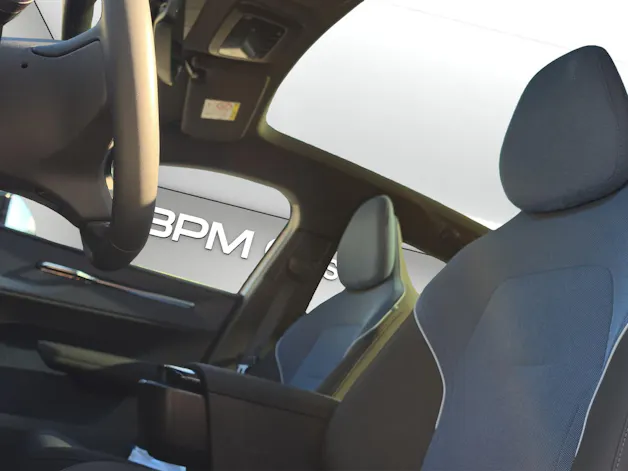 VOLVO EX30 P8 69 kWh AWD Ultra