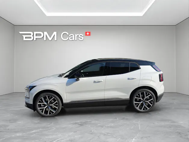 VOLVO EX30 P8 69 kWh AWD Ultra