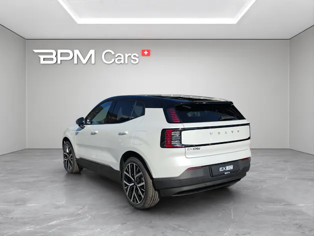 VOLVO EX30 P8 69 kWh AWD Ultra