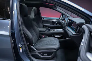 BYD Sealion 7 91,3 kWh Excellence AWD / Panoramadach / Head-Up Display / Sitzheizung & Lüftung