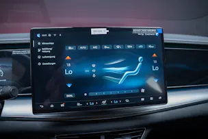 BYD Sealion 7 91,3 kWh Excellence AWD / Panoramadach / Head-Up Display / Sitzheizung & Lüftung