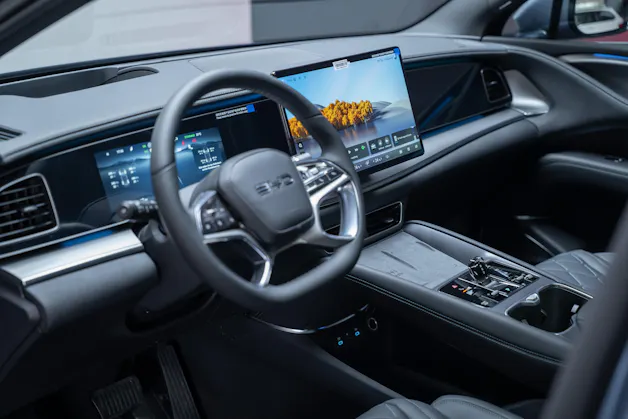 BYD Sealion 7 91,3 kWh Excellence AWD / Panoramadach / Head-Up Display / Sitzheizung & Lüftung