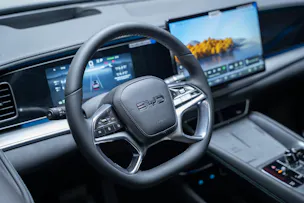 BYD Sealion 7 91,3 kWh Excellence AWD / Panoramadach / Head-Up Display / Sitzheizung & Lüftung