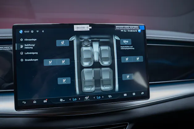 BYD Sealion 7 91,3 kWh Excellence AWD / Panoramadach / Head-Up Display / Sitzheizung & Lüftung