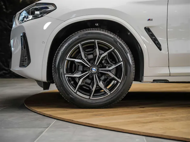 BMW X3 xDrive 20i M Sport *360° Kamera*Sitzheizung*