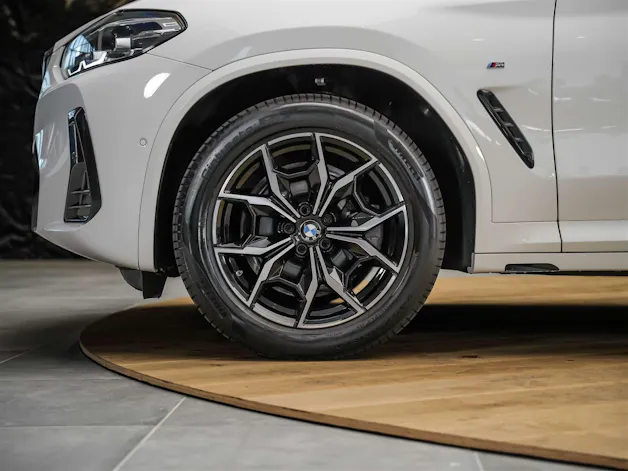 BMW X3 xDrive 20i M Sport *360° Kamera*Sitzheizung*
