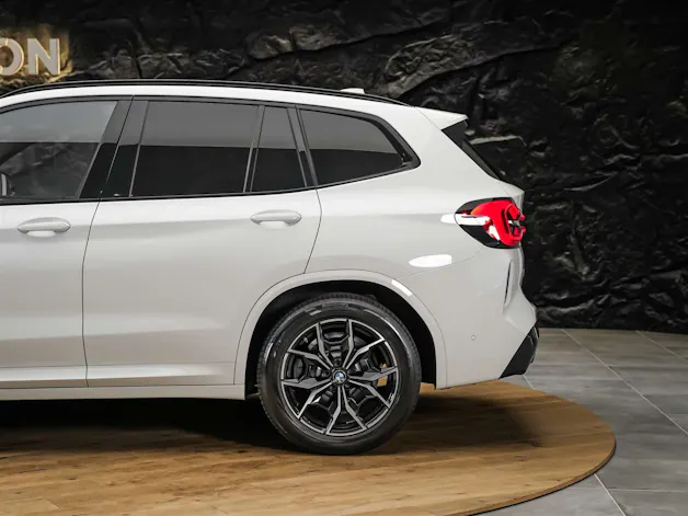 BMW X3 xDrive 20i M Sport *360° Kamera*Sitzheizung*