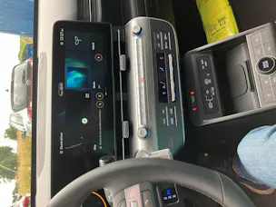 HYUNDAI Kona 1.6 GDi HEV Amplia DCT