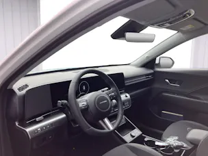HYUNDAI Kona 1.6 GDi HEV Amplia DCT