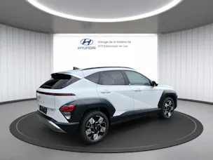 HYUNDAI Kona 1.6 GDi HEV Amplia DCT