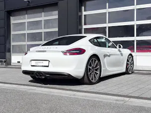 PORSCHE Cayman S
