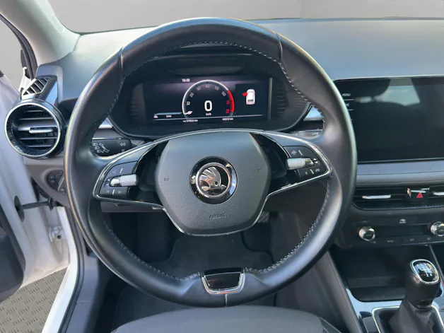 SKODA Fabia 1.0 TSI Ambition