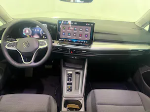 VW Golf 1.5 e TSI mHEV Basis DSG