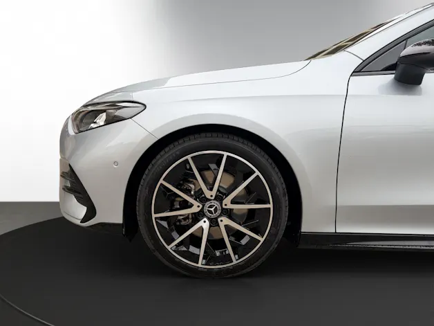 MERCEDES-BENZ CLA Shooting Brake 200 4Matic 8G-DCT