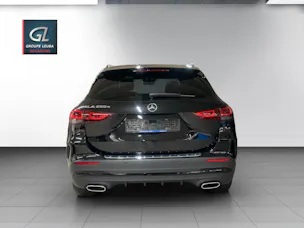 MERCEDES-BENZ GLA 250e AMG Line 8G-DCT