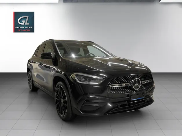 MERCEDES-BENZ GLA 250e AMG Line 8G-DCT