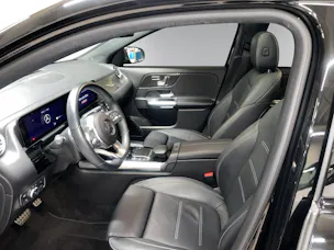 MERCEDES-BENZ GLA 250e AMG Line 8G-DCT