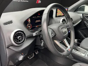 AUDI Q2 40 TFSI S line Attraction quattro S-tronic