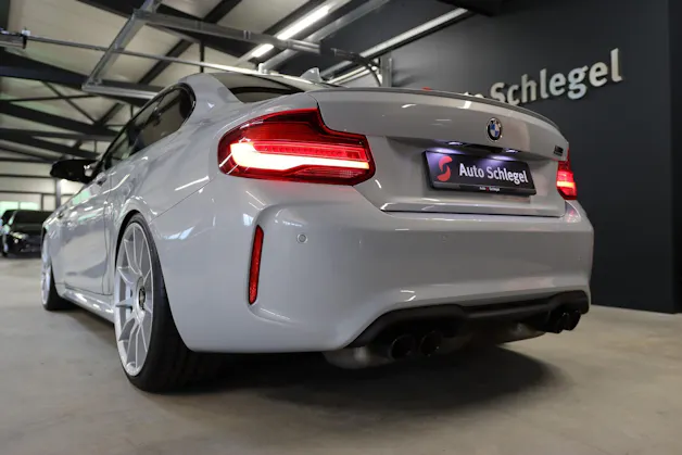BMW M2 Competition Drivelogic