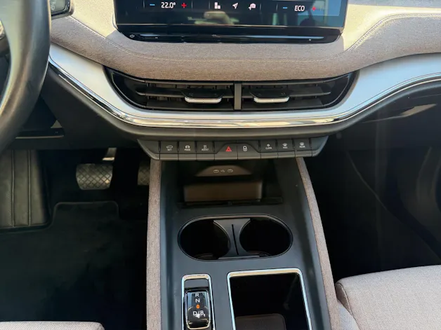 SKODA Enyaq iV 80x