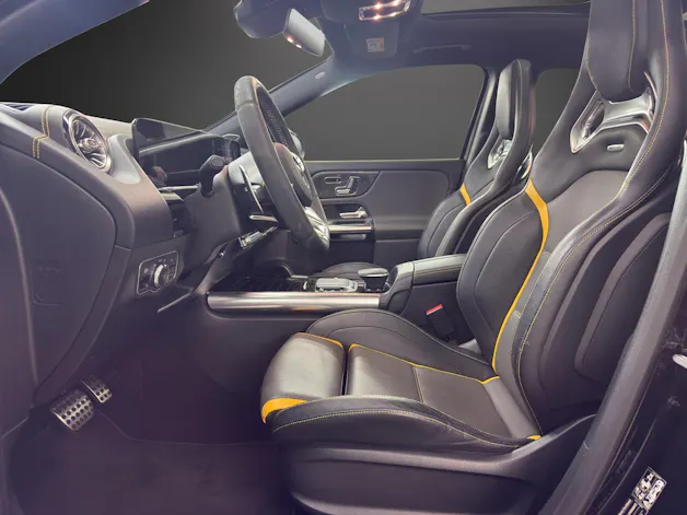 MERCEDES-BENZ GLA 45 S AMG 4Matic+