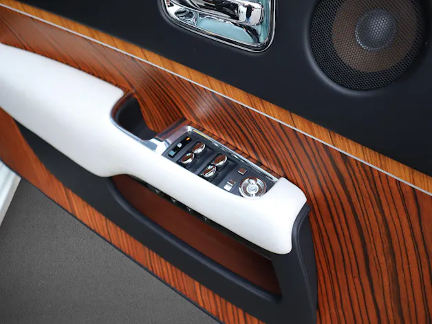 Rolls Royce ROLLS-ROYCE Wraith 6.6 V12