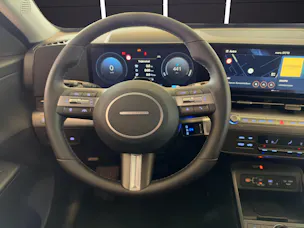 HYUNDAI Kona EV 65.4 kWh Amplia