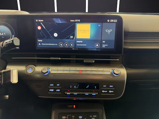 HYUNDAI Kona EV 65.4 kWh Amplia