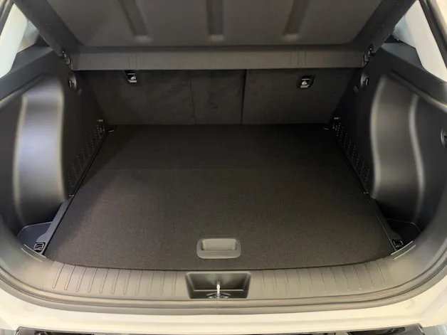 HYUNDAI Kona EV 65.4 kWh Amplia