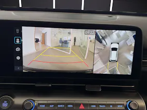 HYUNDAI Kona EV 65.4 kWh Amplia