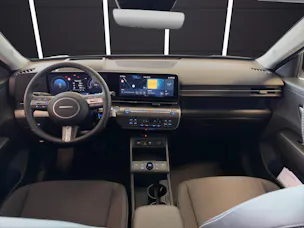 HYUNDAI Kona EV 65.4 kWh Amplia