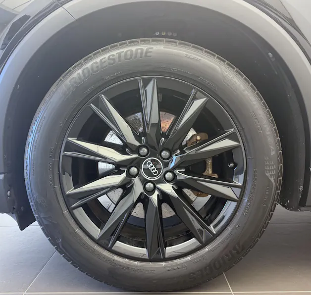 AUDI Q4 e-tron 35
