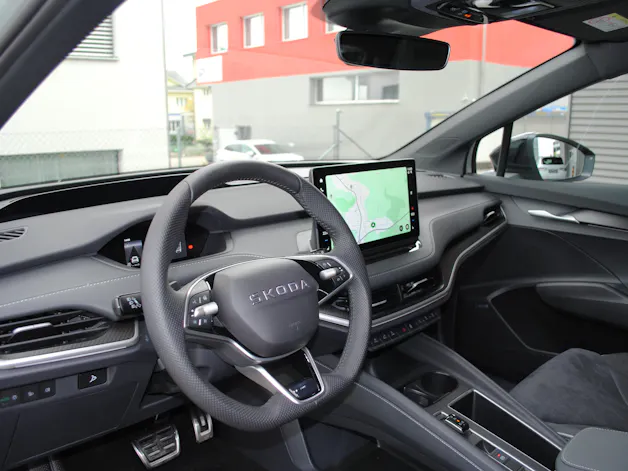 SKODA Elroq 85x Sportline 4x4