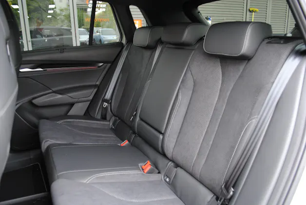 SKODA Elroq 85x Sportline 4x4