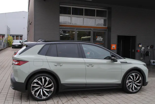 SKODA Elroq 85x Sportline 4x4