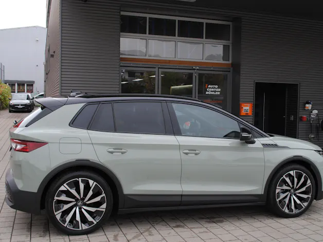SKODA Elroq 85x Sportline 4x4