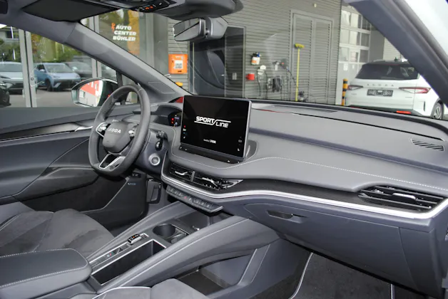 SKODA Elroq 85x Sportline 4x4