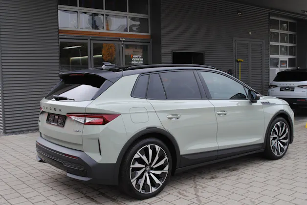 SKODA Elroq 85x Sportline 4x4
