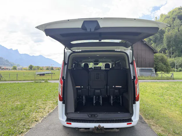 FORD Tourneo Custom 320 L1 2.0 TDCi 185 Titanium