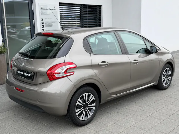 PEUGEOT 208 1.2 VTI Active