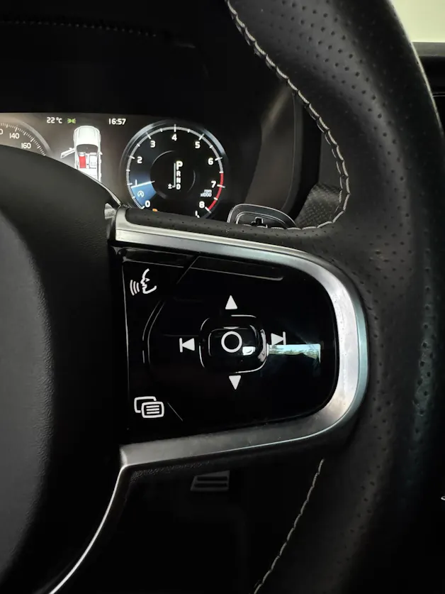 VOLVO S90 T6 AWD R-Design Geartronic | CH | 1.Hand |