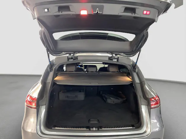 MERCEDES-BENZ EQC 400 AMG Line 4MATIC