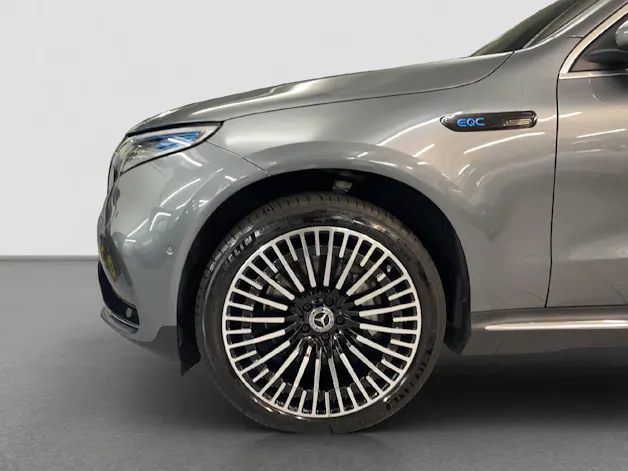 MERCEDES-BENZ EQC 400 AMG Line 4MATIC